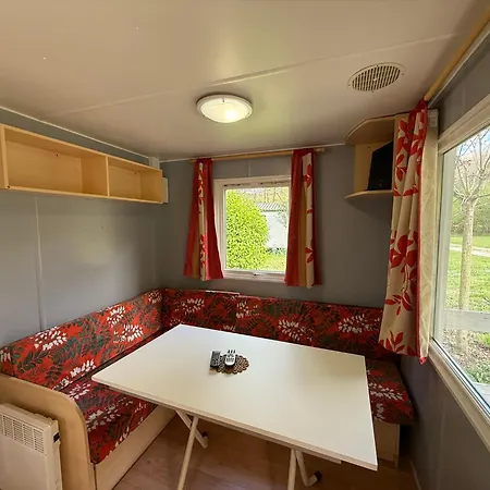 Le Clocher De Neyran Parque de Campismo