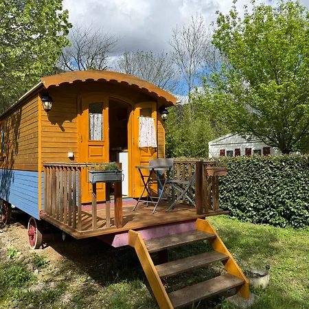 Le Clocher De Neyran * Saint-Gervais-sur-Mare