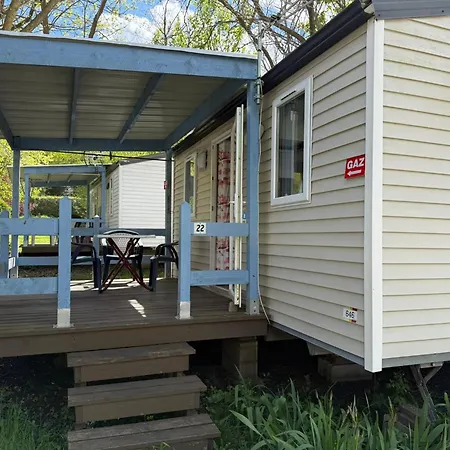 Le Clocher De Neyran Parque de Campismo