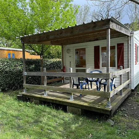 Le Clocher De Neyran * Saint-Gervais-sur-Mare