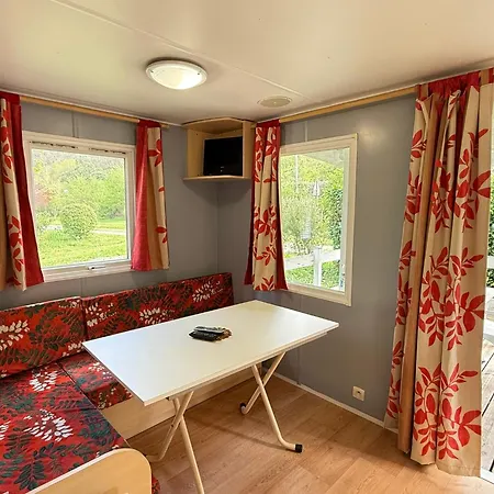 Le Clocher De Neyran Parque de Campismo